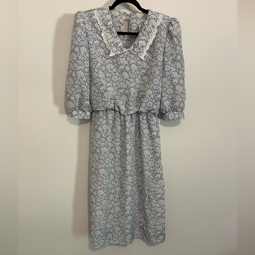 Vintage floral collared dress size 14 petite
